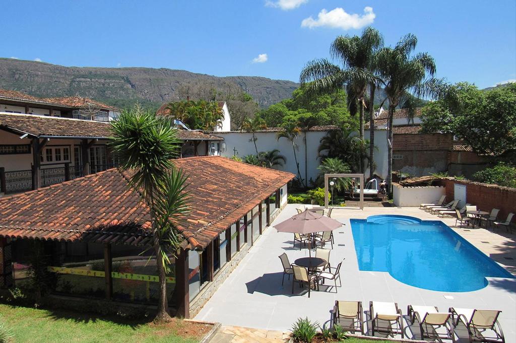 Vista de la piscina de Pousada Mãe D'Água o d'una piscina que hi ha a prop