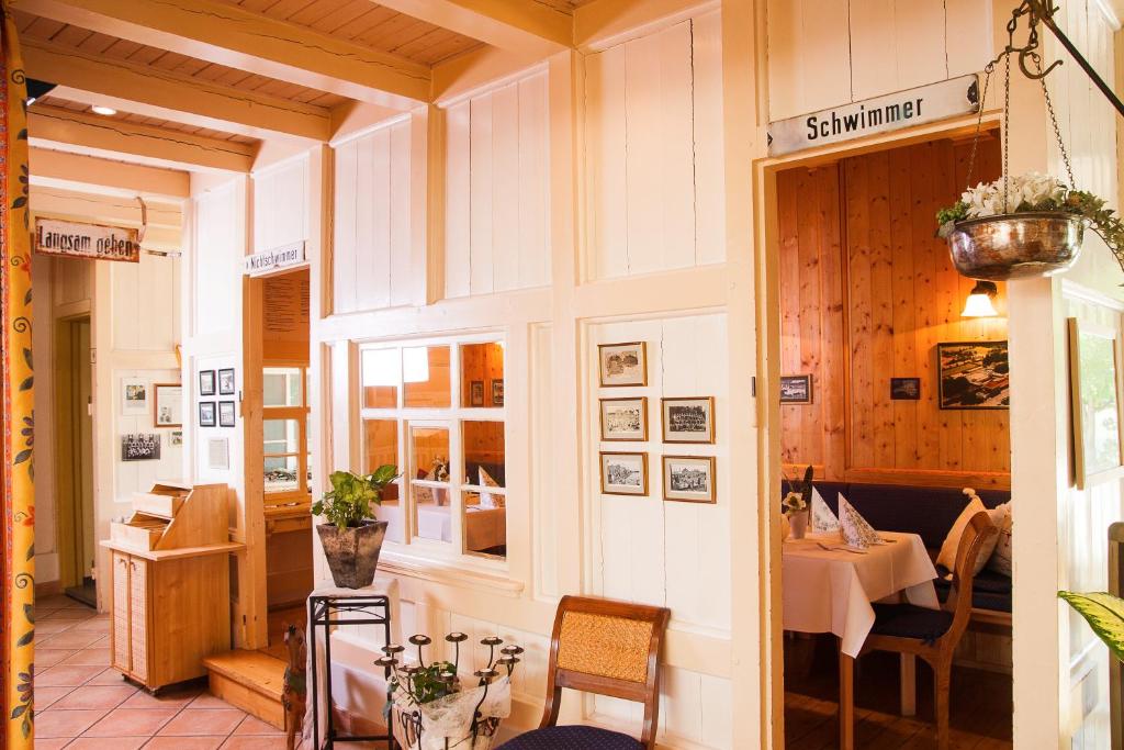 Posezení v ubytování Hotel Am Sommerbad