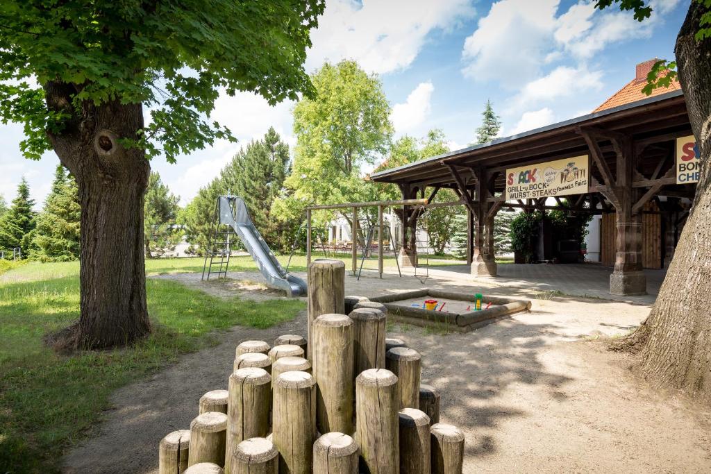 Herní místnost nebo prostor pro děti v ubytování Hotel Am Sommerbad