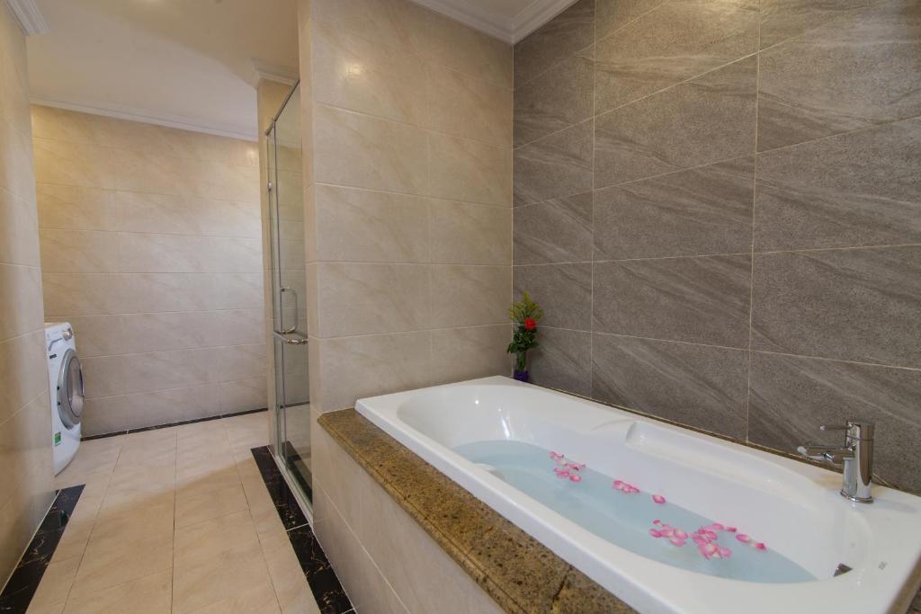 Hanoi Central Hotel & Residences - 7