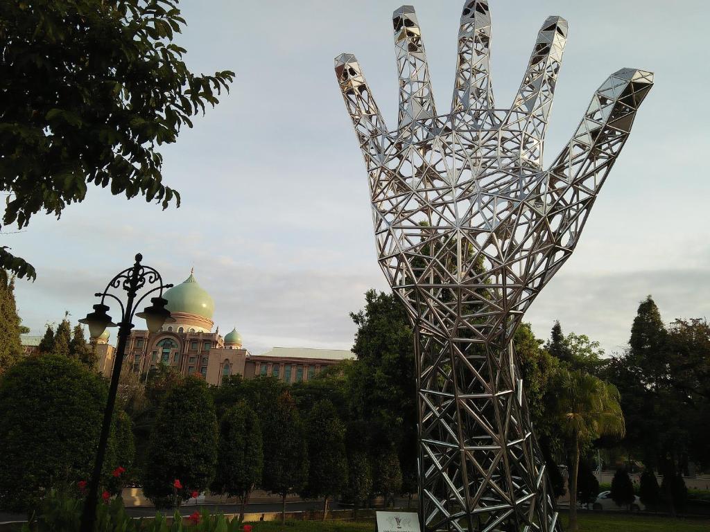 Fotografie z fotogalerie ubytování HomeStay D 11 Putrajaya NETFLIX WIFI v destinaci Putrajaya