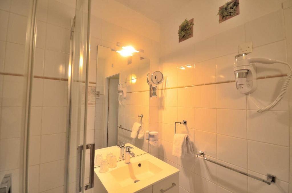Koupelna v ubytování Hôtel Vauban