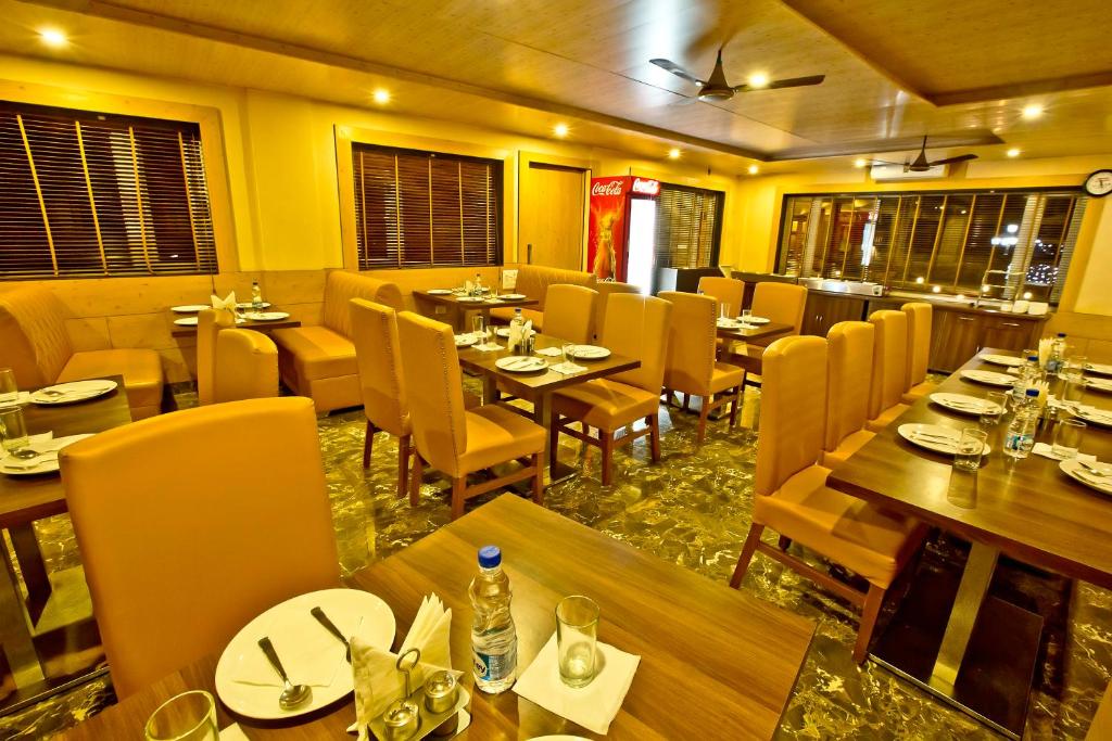 Restaurace v ubytování Quartz Himalayan Brothers