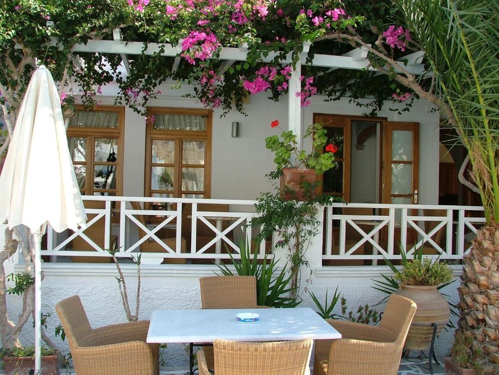 Een tuin van Hotel Matina