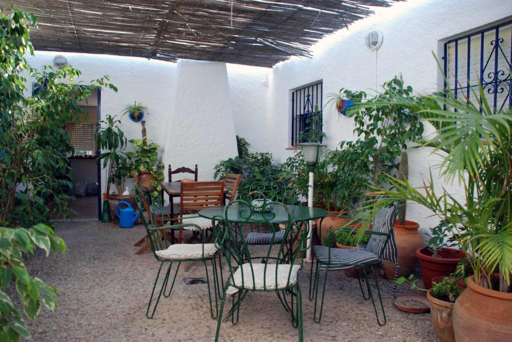 Reštaurácia alebo iné gastronomické zariadenie v ubytovaní Albergue de San Jose
