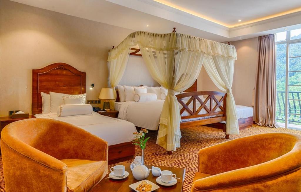 The Golden Ridge Hotel - 7