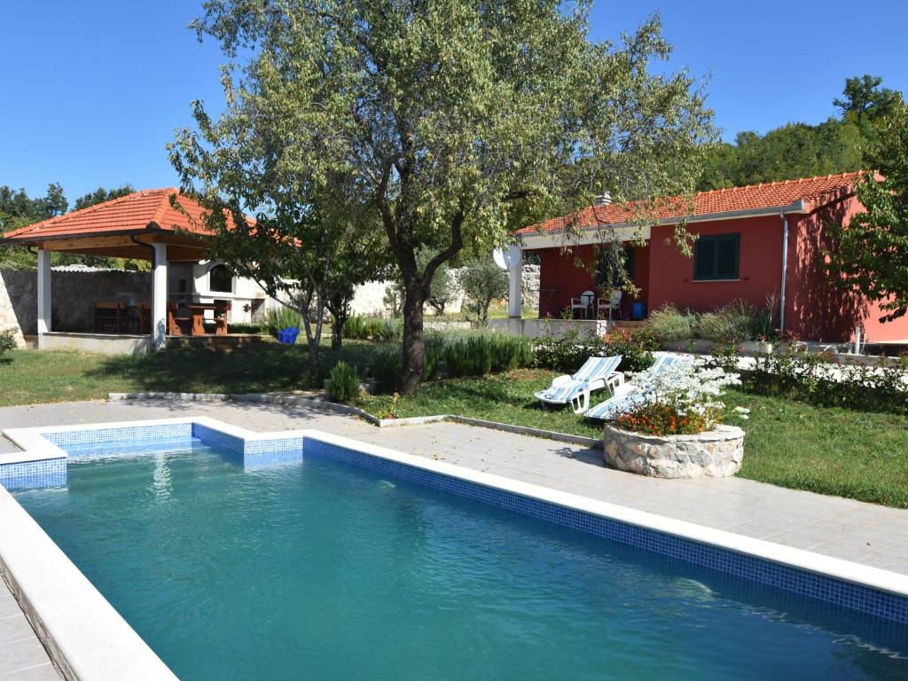Villa with Private Pool in Trilj Dalmatia