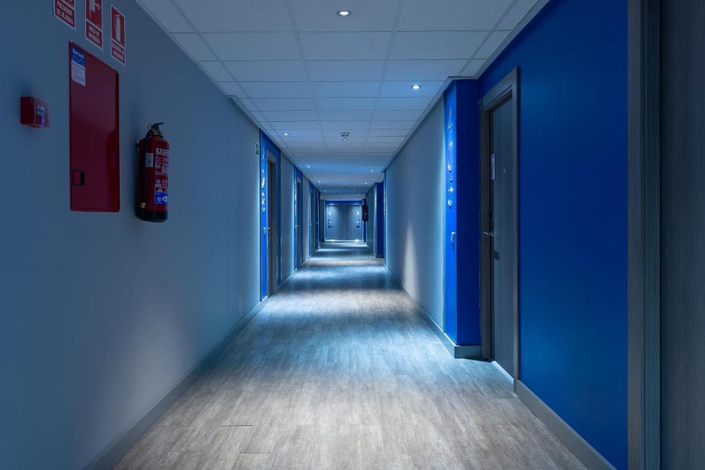 Apartamentos Recoletos - Resim 36