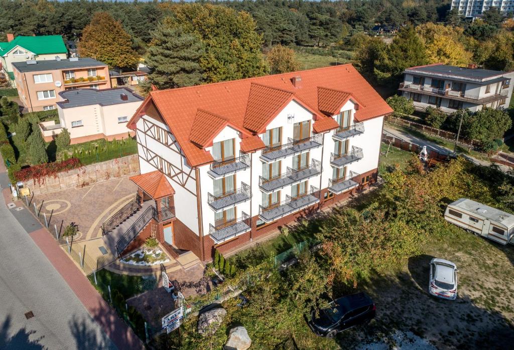 Dom Jastrzębia z basenem i jacuzzi - 6