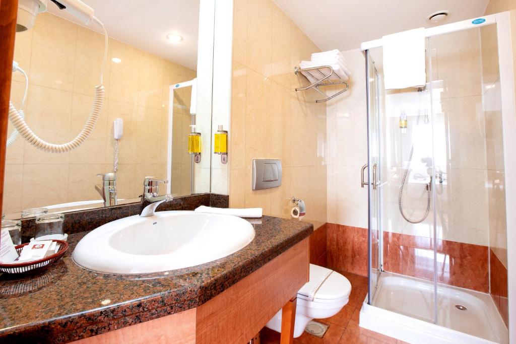 Hotel Duke Romana City Center - Resim 19