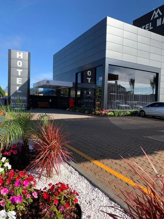  Hotel Matrix