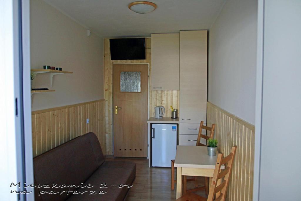 Kuchnia lub aneks kuchenny w obiekcie Relaks