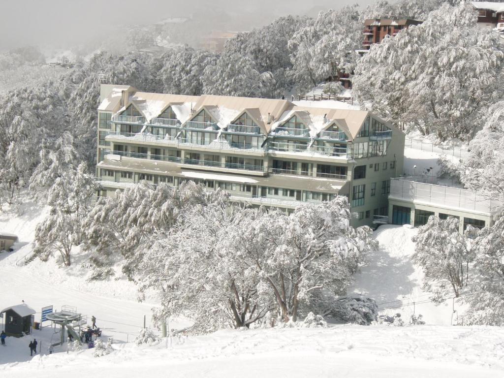 Falls Creek Country Club зимой