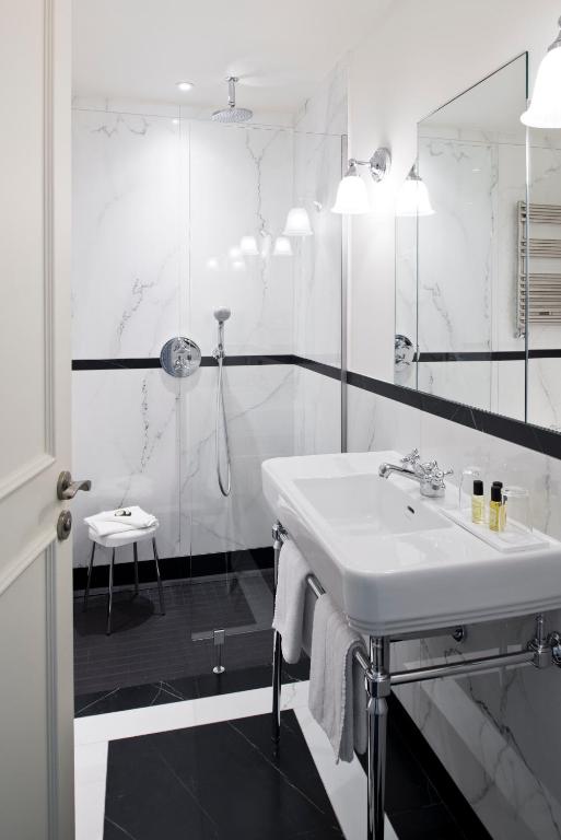 Hôtel Saint-Pétersbourg Opéra & Spa - Resim 30