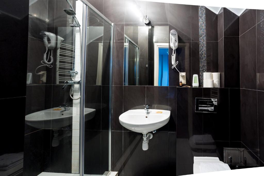 Dworek Jabłonna - 17