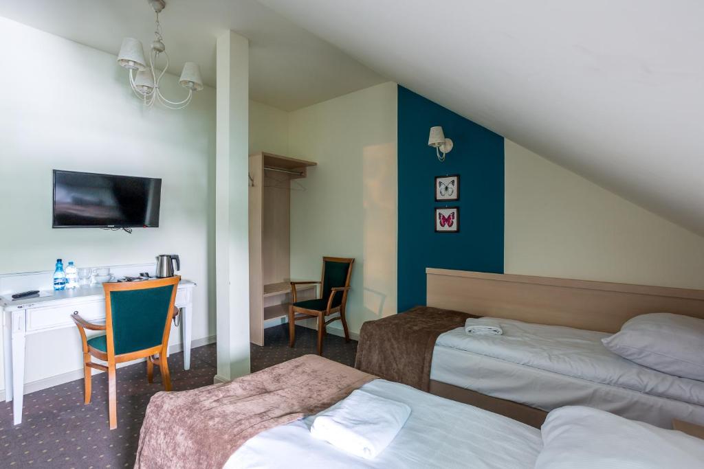 Dworek Jabłonna - 11