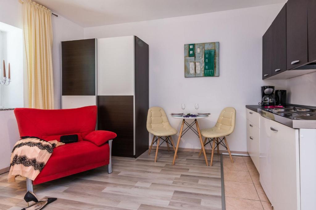 Apartments Marina - 16