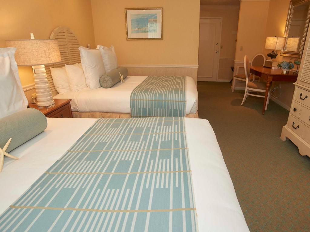 Katil atau katil-katil dalam bilik di Anchor In Hotel - Hyannis, MA