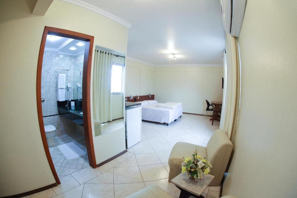  Hotel Cantelle