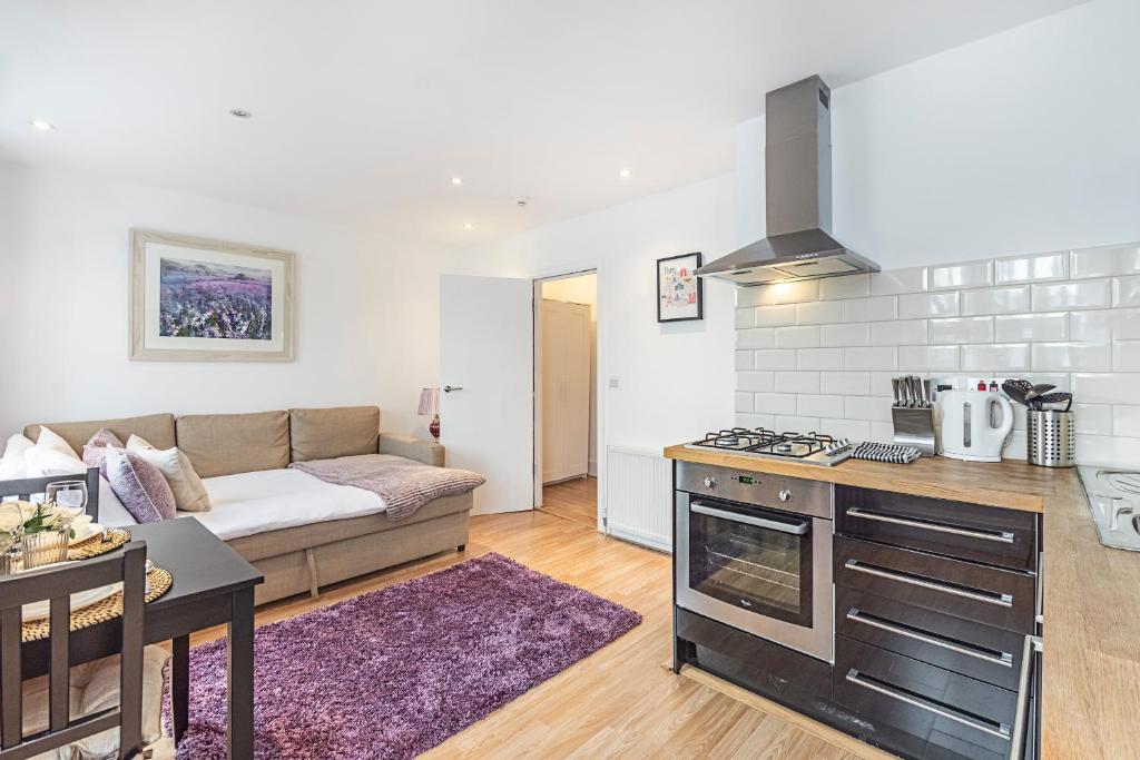 Kuchyň nebo kuchyňský kout v ubytování Knightsbridge Dream Apartment