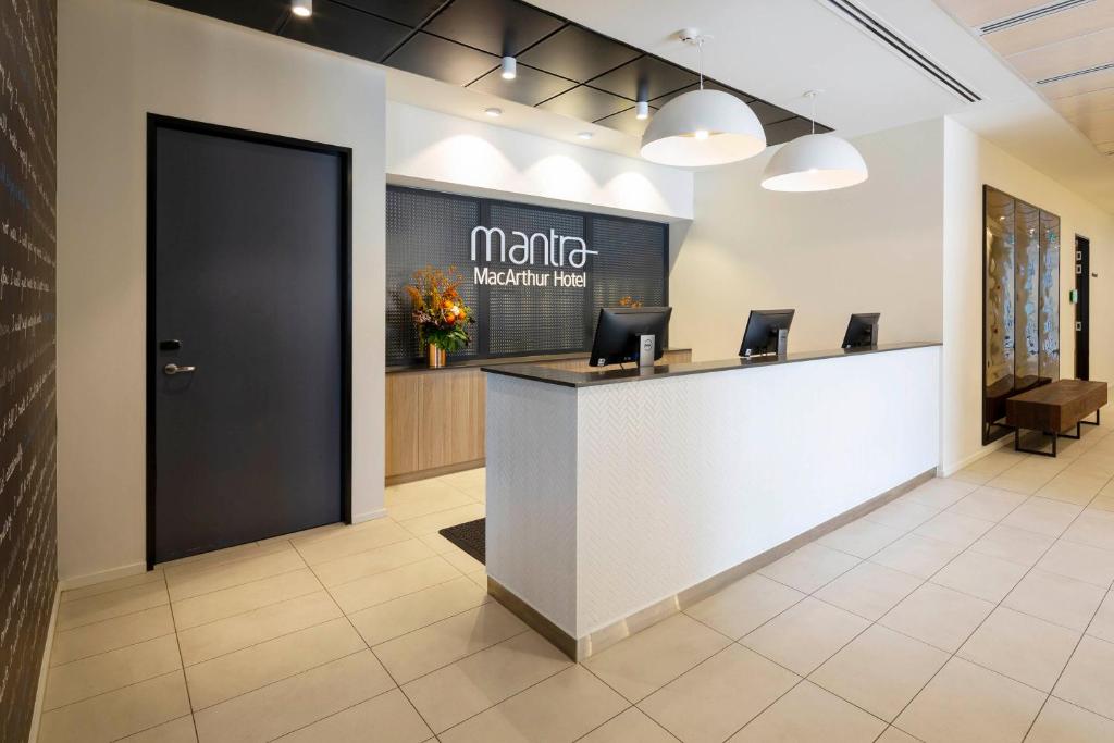 Vstupní hala nebo recepce v ubytování Mantra MacArthur Hotel