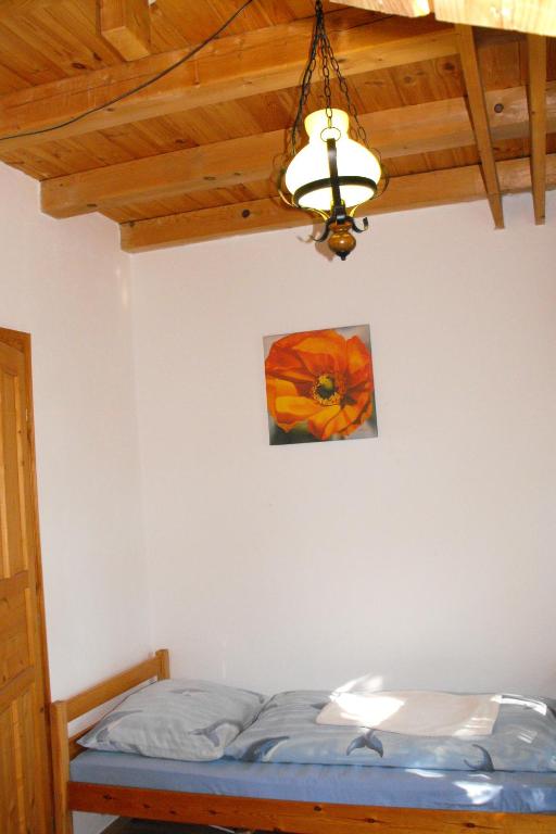 Hungaria Guesthouse - Chambre Simple Avec Salle De Bain Partagée