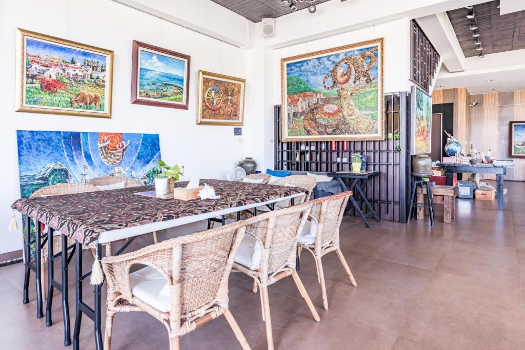 Restaurace v ubytování Malibu OceanView Homestay