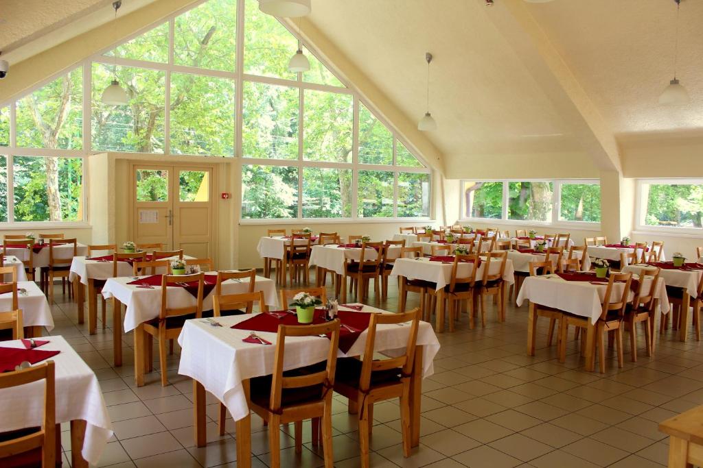 Restaurace v ubytování BF Hotel