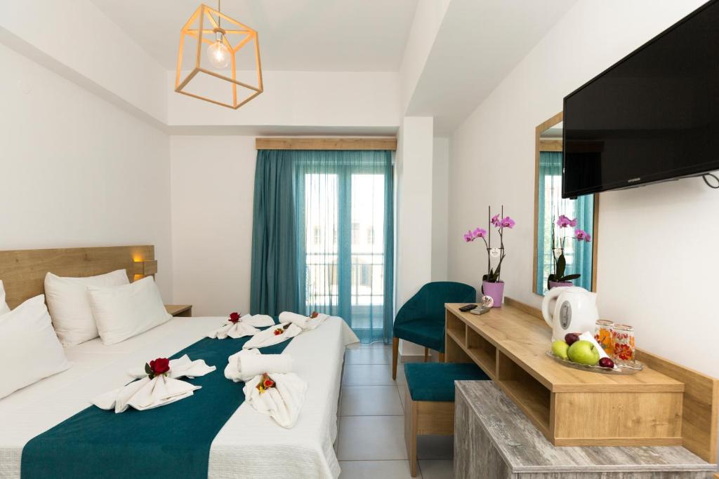 Gallery image of Castell Hotel in Kissamos