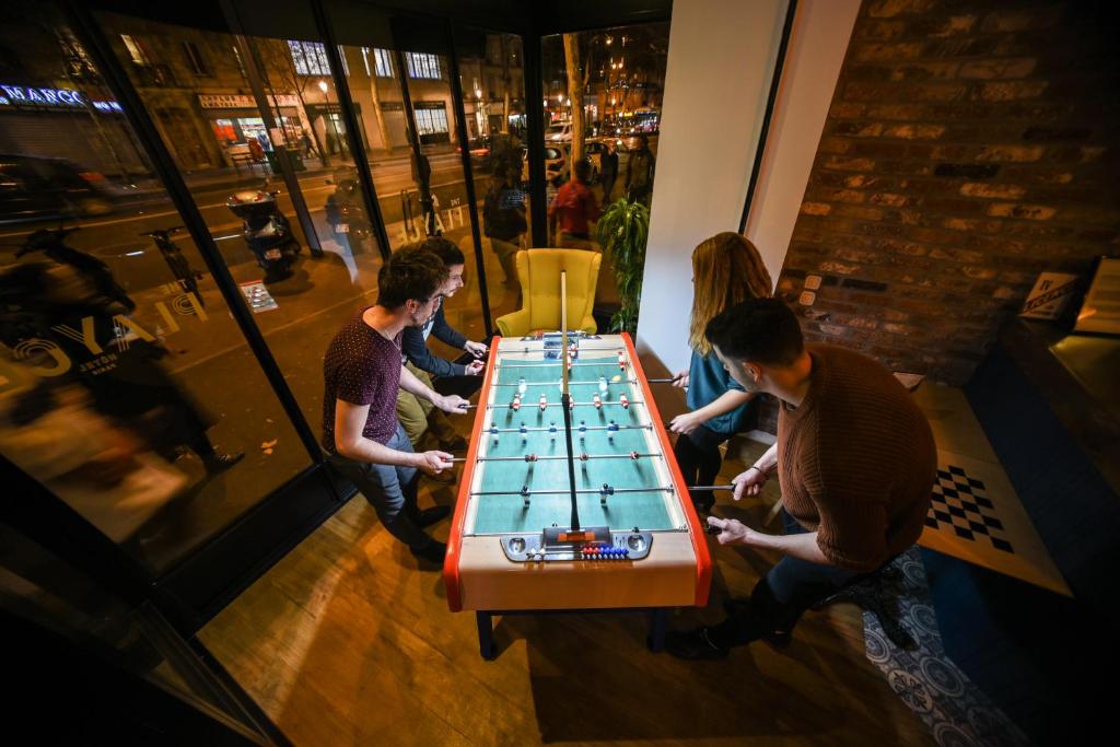 Hotel The Playce by Happyculture - Resim 10