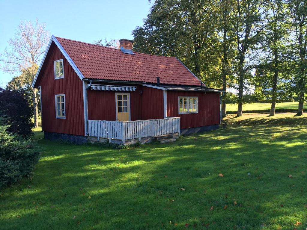 Wallby Säteri - Three-Bedroom Chalet