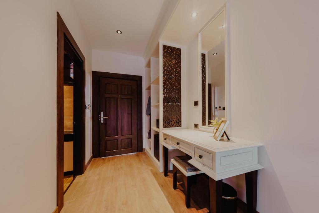 Phor Liang Meun Terracotta Arts - 18