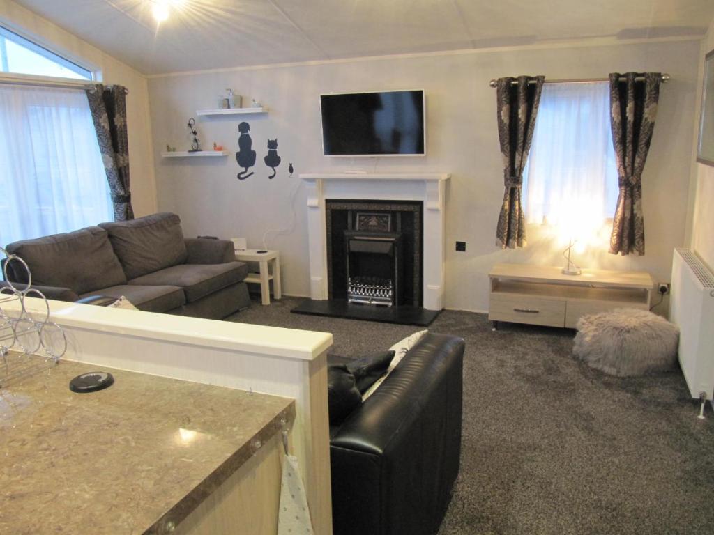 Southsea, Beach and Beauty Lodges - Two-Bedroom Holiday Home