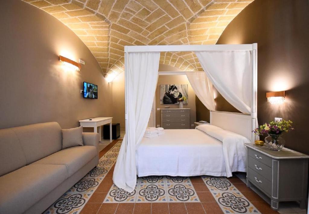 B&B Laura - Luxury Rooms, 

Soggiorno confortevole ed indimenticabile a Gallipoli