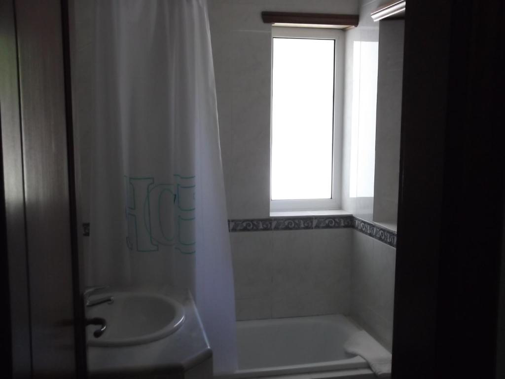 Koupelna v ubytování Hotel Minho Belo