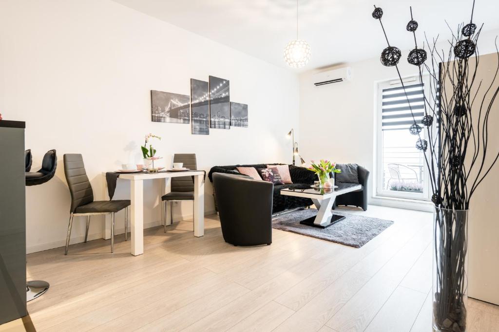Apartamenty Tespis - Francuska Atal Park - 阳台上的高级公寓。Francuska 98A/43
