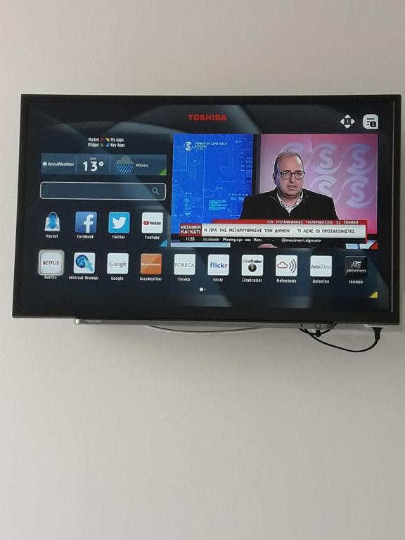 TV a/nebo společenská místnost v ubytování P L Sunorama Beach Garden 302