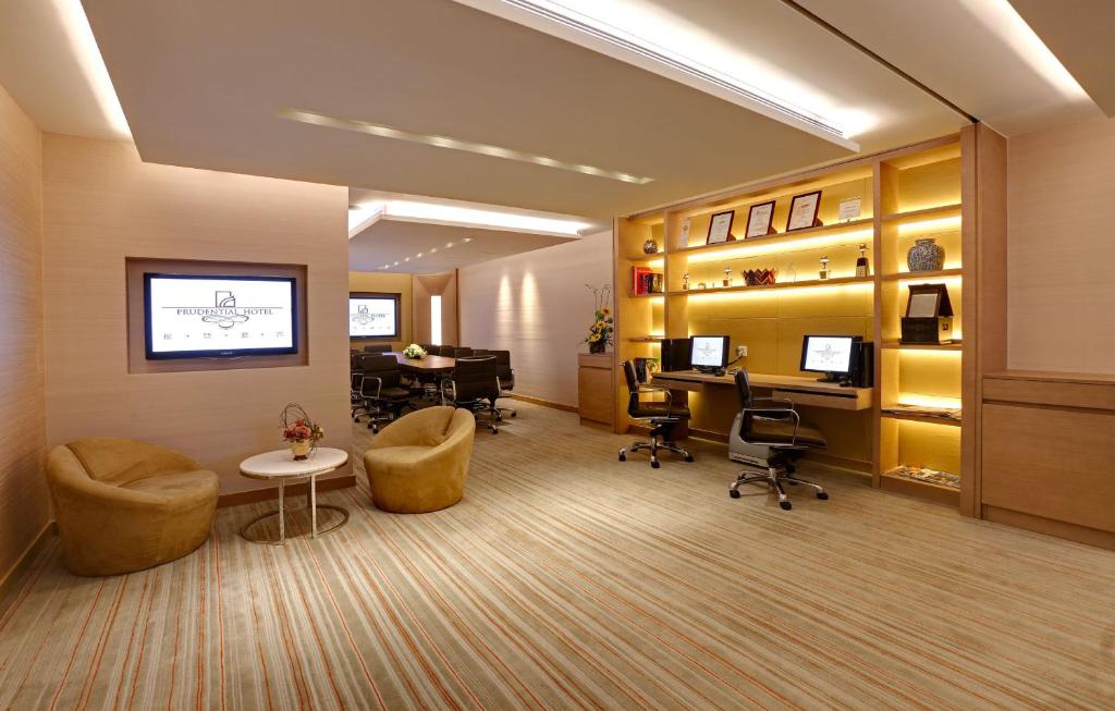 TV o dispositivi per l'intrattenimento presso Prudential Hotel