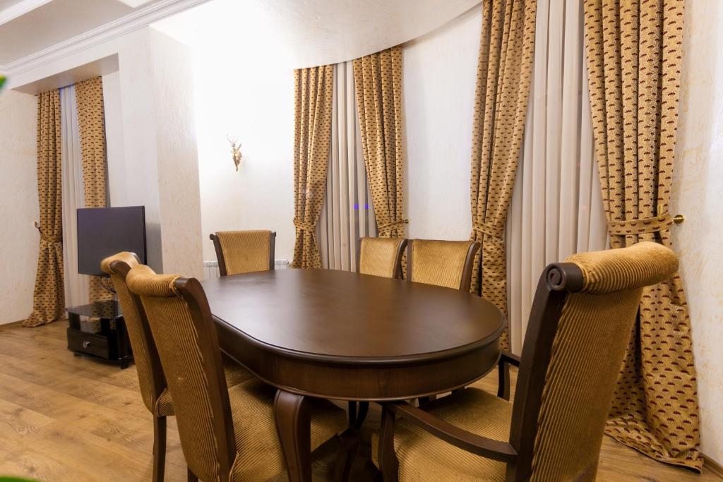 Posezení v ubytování Iberia Palace Hotel