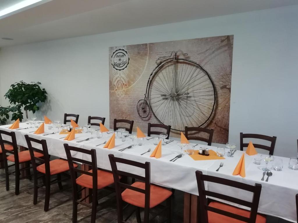 Restaurace v ubytování Motorest U Kola