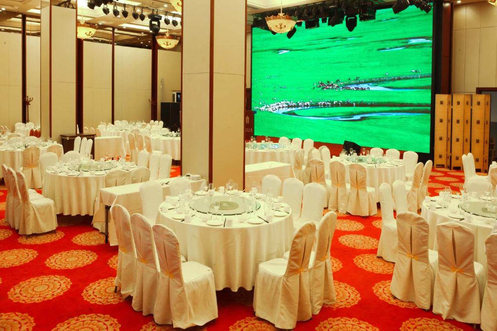 TV a/nebo společenská místnost v ubytování Inner Mongolia Grand Hotel