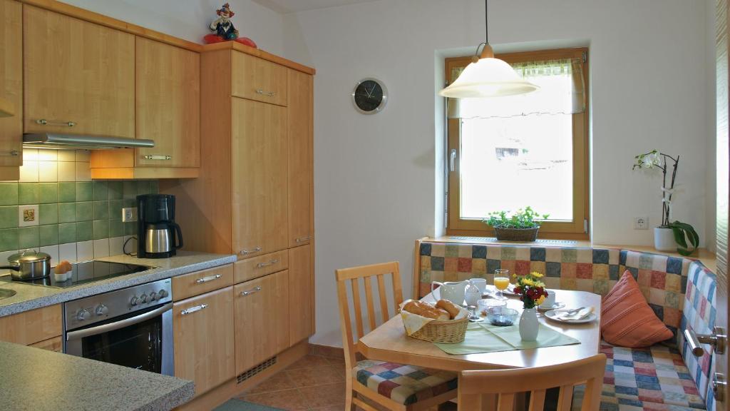 Kuchyňa alebo kuchynka v ubytovaní Komfort-Apartments Zufriedenheit