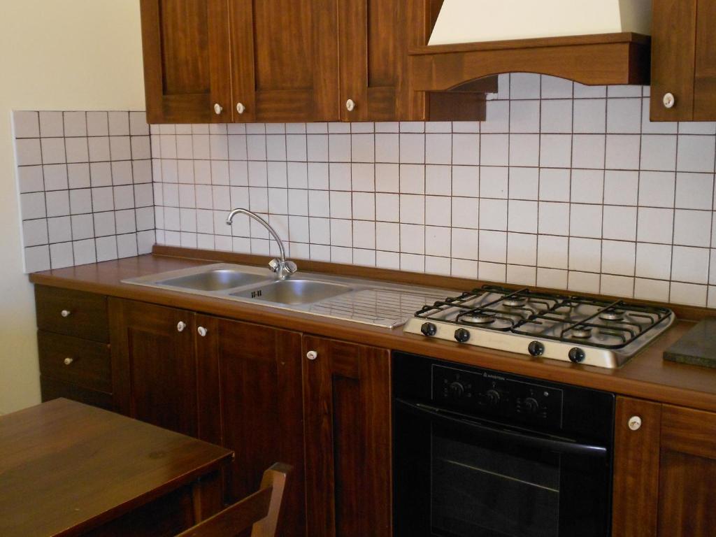 Kuchyňa alebo kuchynka v ubytovaní Etna Wine Azienda Agrituristica