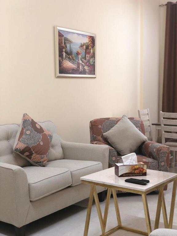 Area soggiorno di Al Rawda Apartments -Ajman