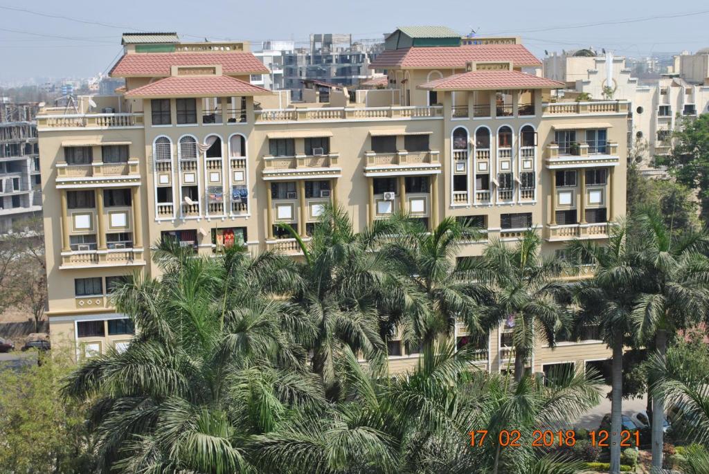 Jain Home Deluxe 1 BHK Entire Furnished Apartment, Pune, India