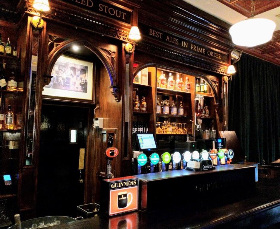 Lounge nebo bar v ubytování Thirteen On The Green - Eyre Square