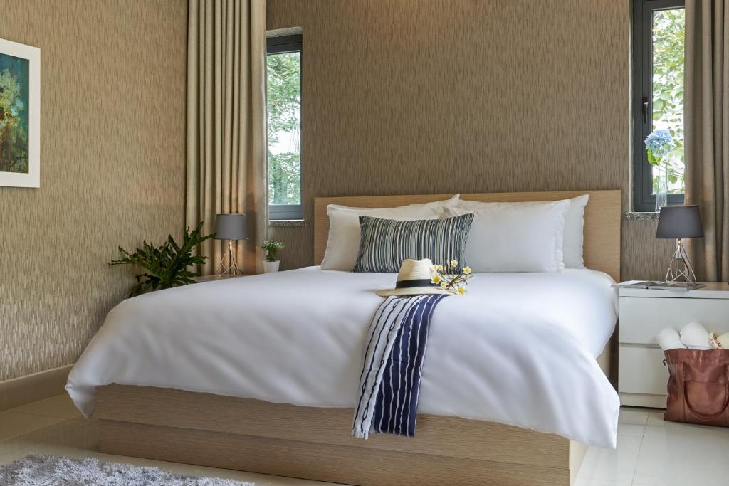 Suite Có Bể Sục Nhìn Ra Đồi