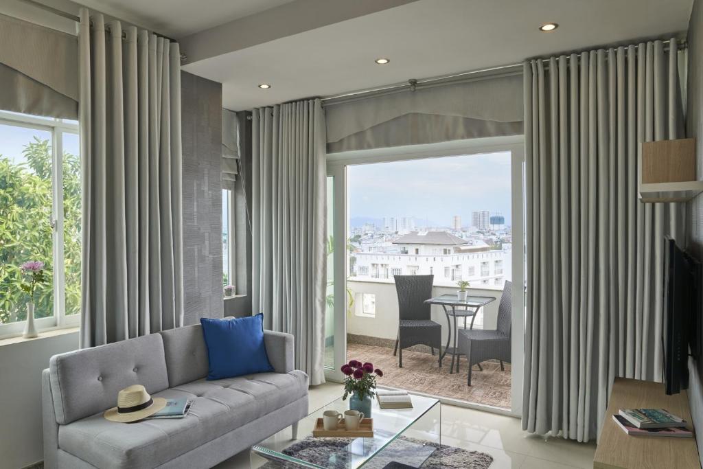 Suite Nhìn Ra Đồi