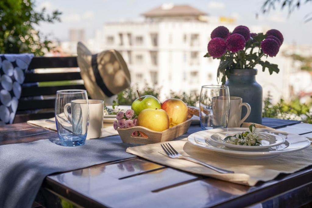 Suite Có Vườn Nhìn Ra Đồi