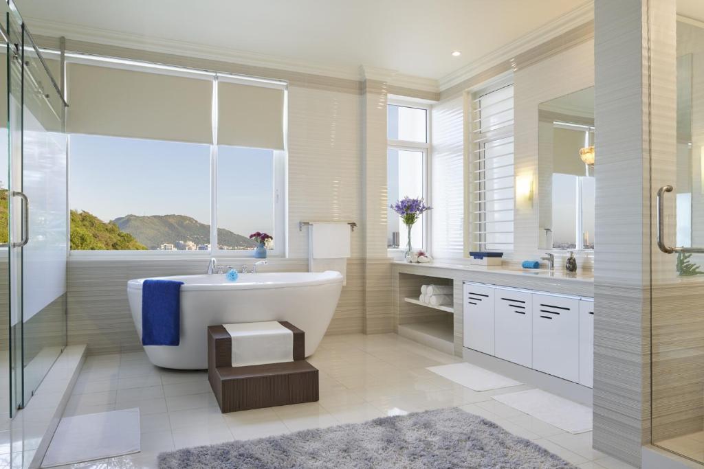 Suite Royal 2 Phòng Ngủ Nhìn Ra Đồi
